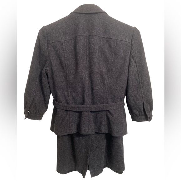 Banana Republic Charcoal Wool Blend Suit Blazer with Belt Skirt - Picture 8 of 15